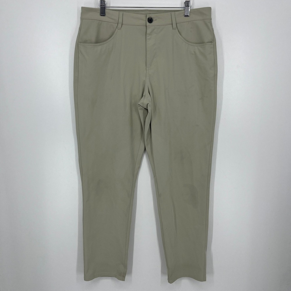 Vuori Aim Pants Mens 33 Khaki Tan Performance Travel Golf Trousers
